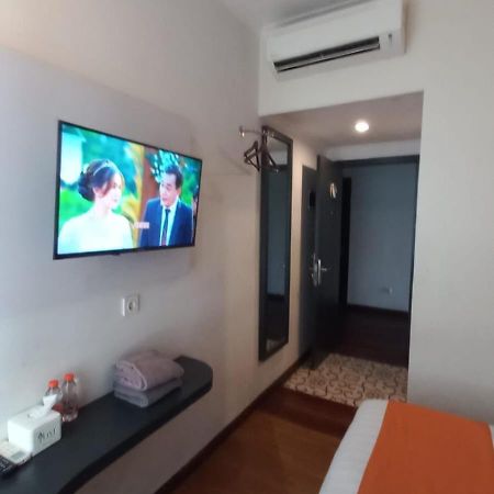 Hotel Front One Boutique Tugu Muda Semarang Zewnętrze zdjęcie