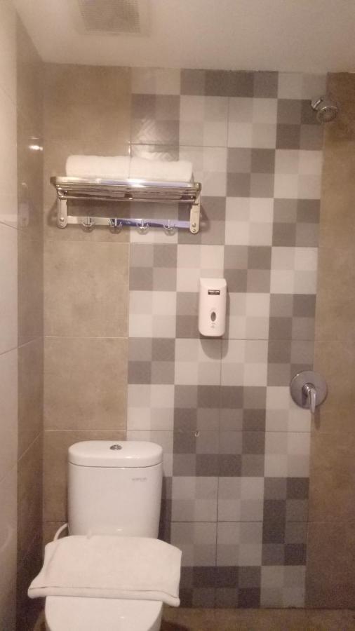 Hotel Front One Boutique Tugu Muda Semarang Zewnętrze zdjęcie